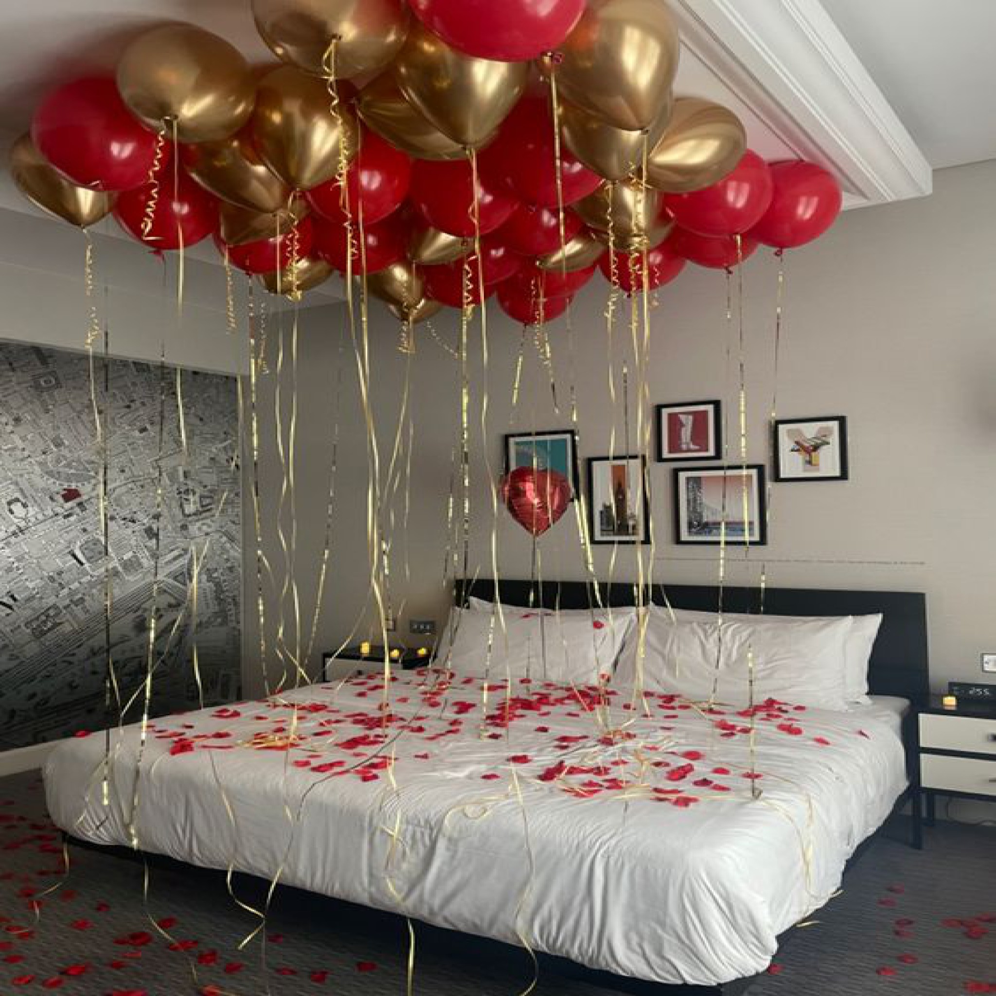 Couple Romantic Bedroom Balloons